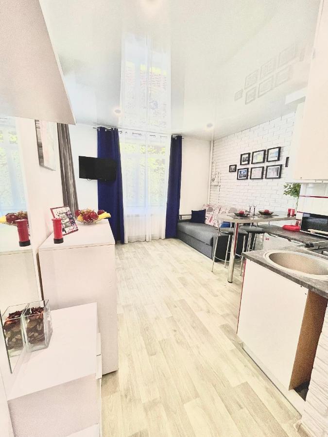 Apartment Studio London 2 Irpin Ngoại thất bức ảnh