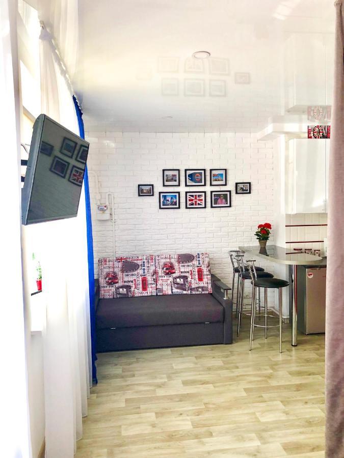 Apartment Studio London 2 Irpin Ngoại thất bức ảnh